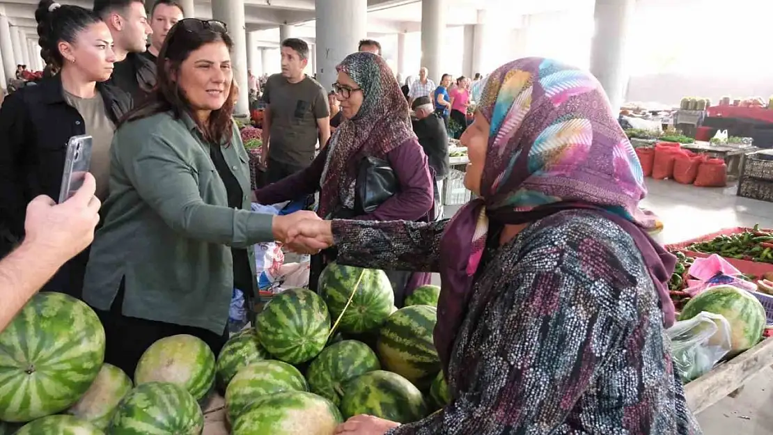 Başkan Çerçioğlu Yenipazar Çarşamba Pazarı'nda vatandaşlara buluştu