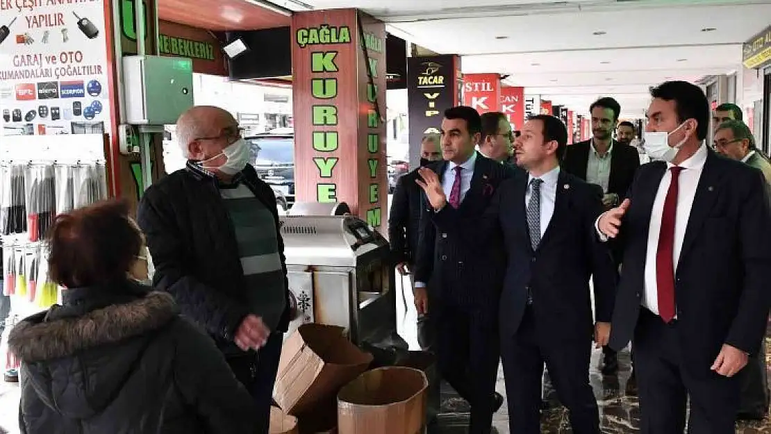 Başkan Dündar, Bursa Van Dernekleri Federasyonu'nu ziyaret etti