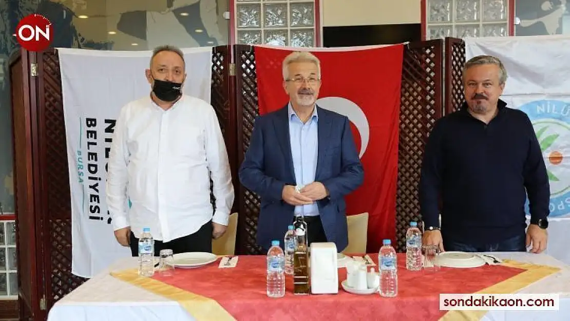 Başkan Erdem'den Nilüfer'in sultanlarına kutlama ziyareti