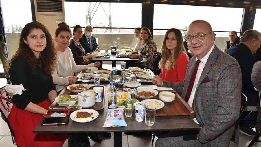 Başkan Ergün personelinin yeni yılını kutladı