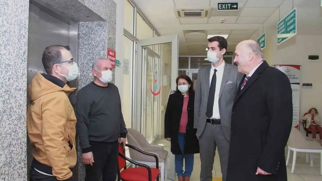 Başkan Ertürk, sağlık çalışanlarını unutmadı