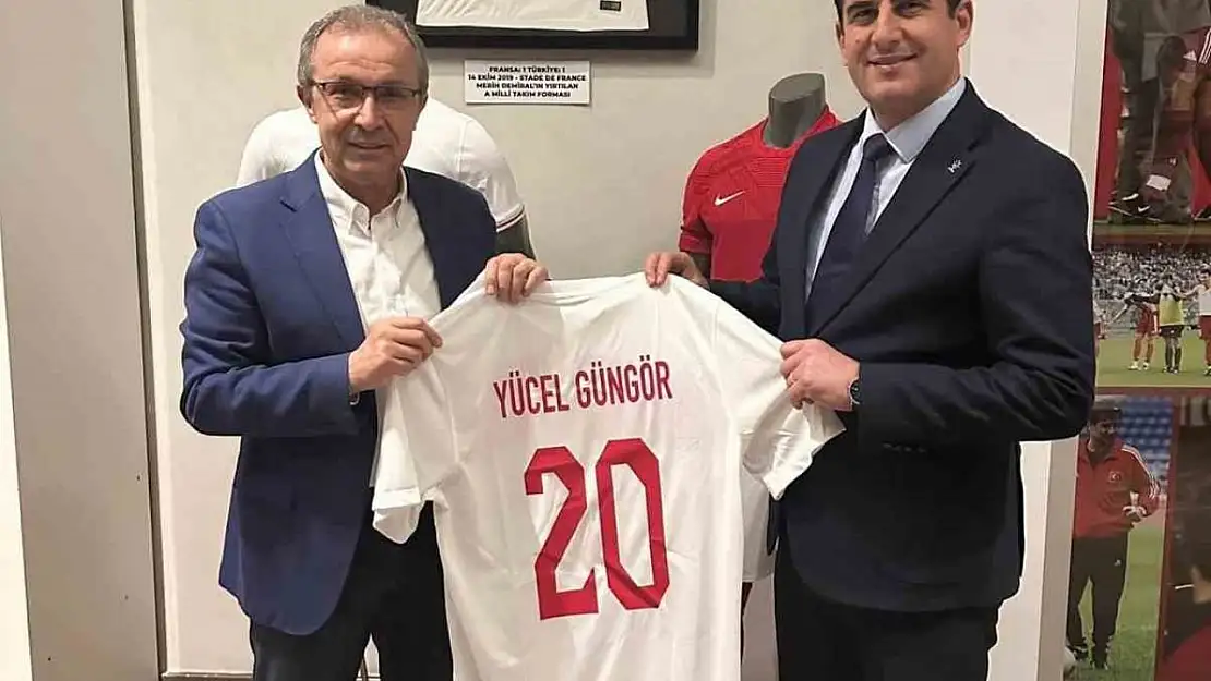 Başkan Güngör, MHK Başkanı İbanoğlu ile futbolu konuştu