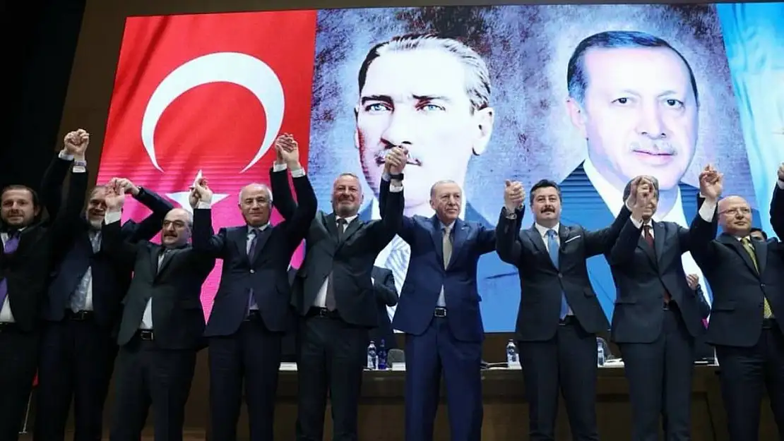 Başkan Gürkan: 'AK Parti ailesine hoş geldiniz'