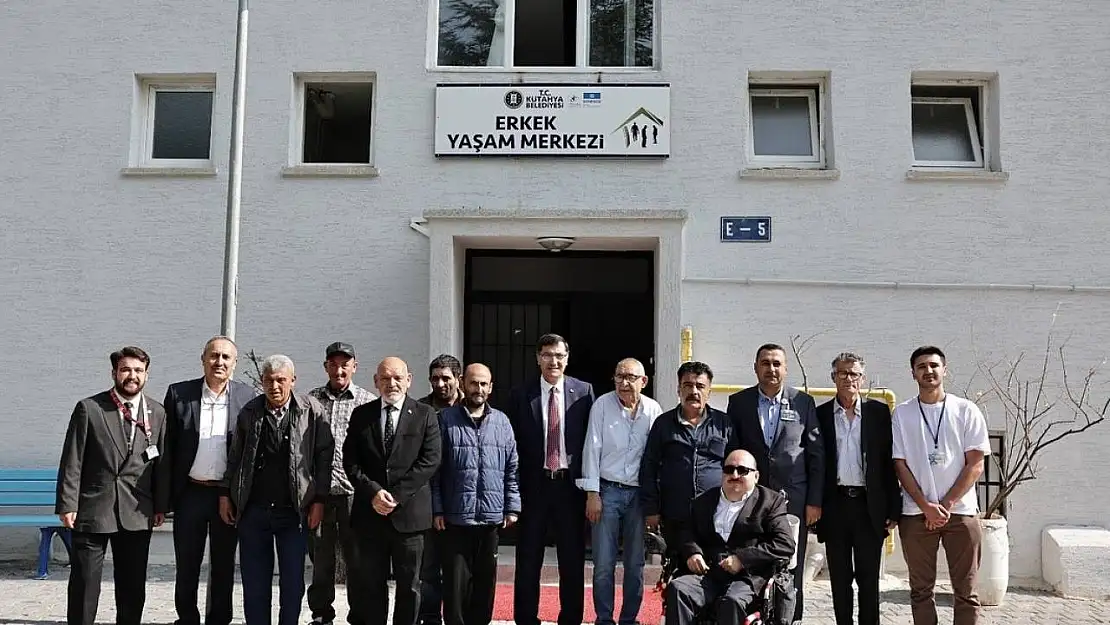 Başkan Kahveci: 'Bayramlar, birlik ve dayanışmanın en güzel örneklerinin sergilendiği zamanlardır'