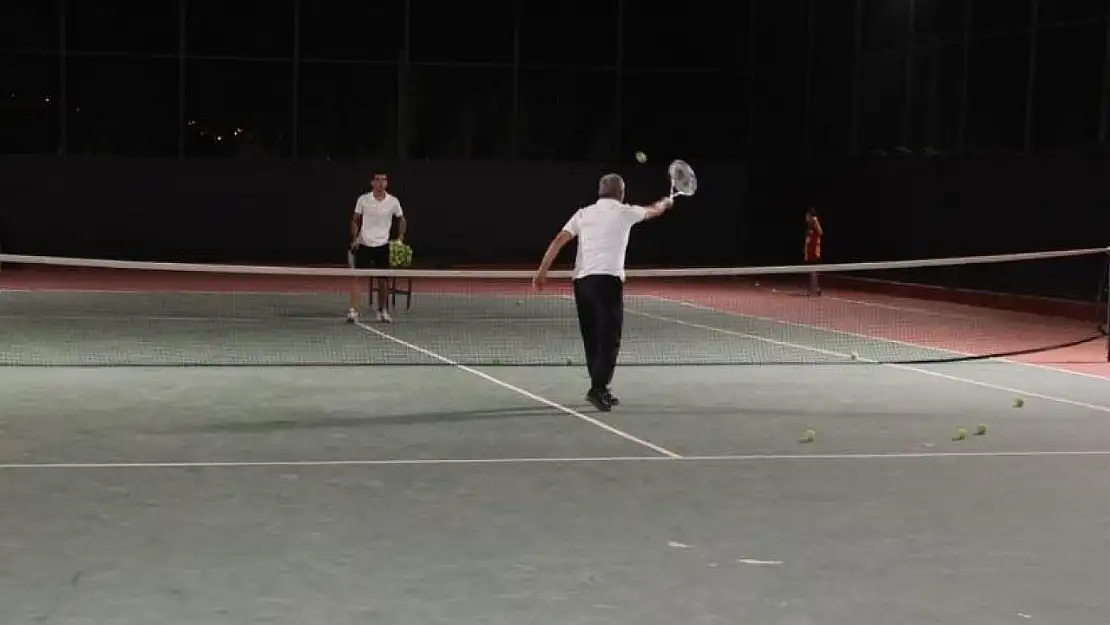 Başkan Kaplan: 'Koçarlı'da tenis rüzgarı esecek'