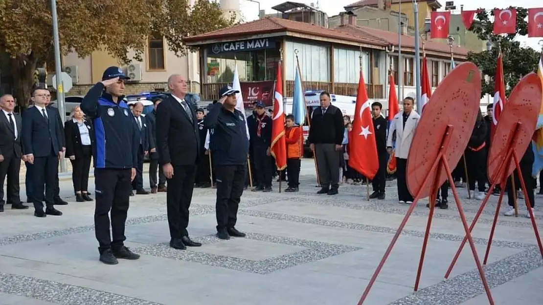 Başkan Kumral 'Milli Mücadelemizin Başkomutanı Atatürk'ü saygı ve minnetle anıyoruz'