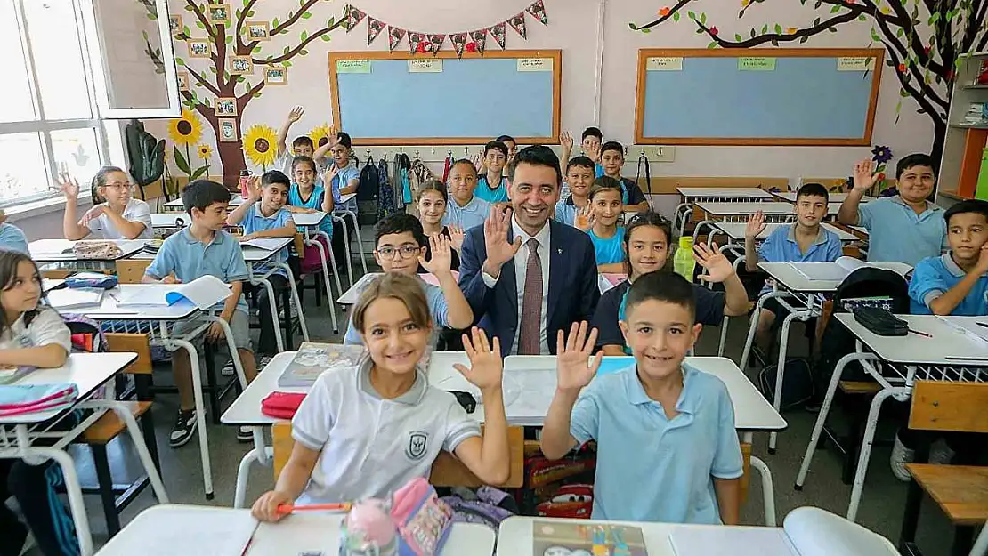 Başkan Önal'dan öğrencilere sürpriz ziyaret