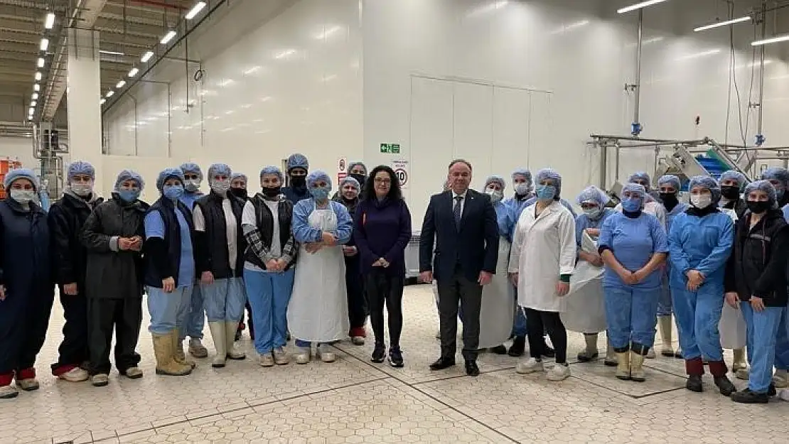 Başkan Öndeş, emekçi kadınları unutmadı