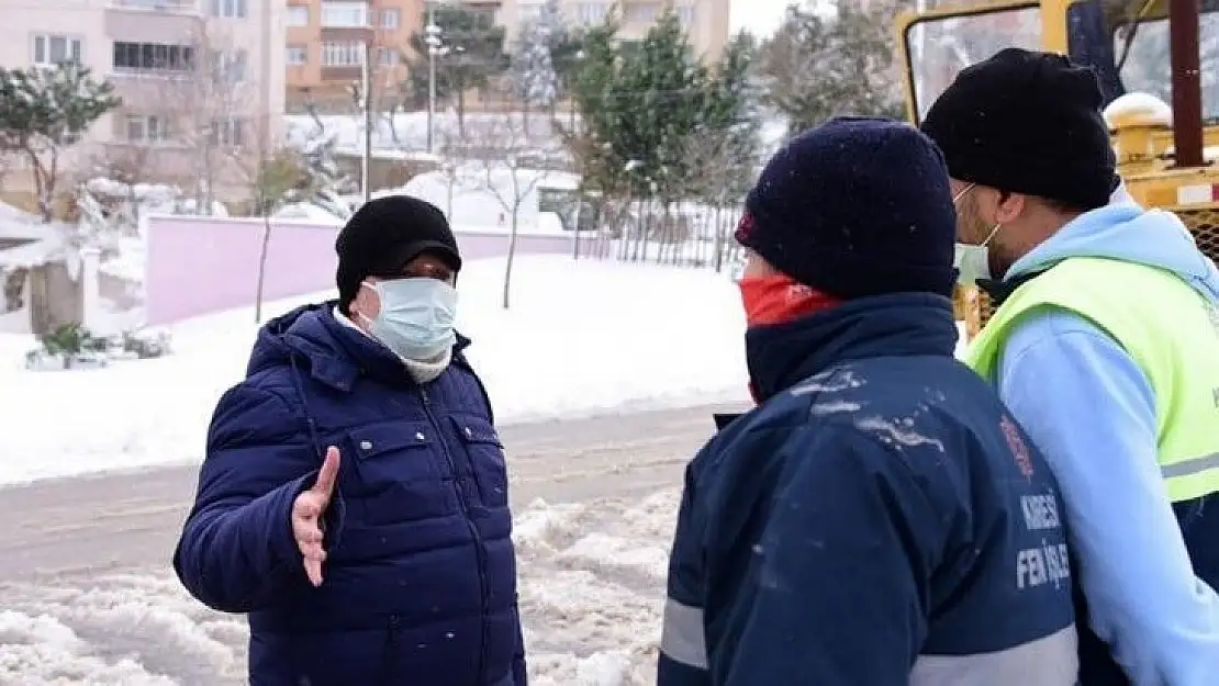 Başkan Orkan, karla mücadele çalışmalarını yerinde inceledi