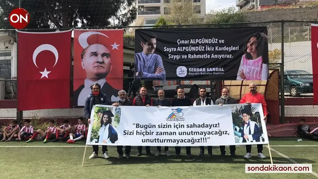 Başkan Sandal, depremde hayatını kaybeden ikiz kardeşleri unutmadı
