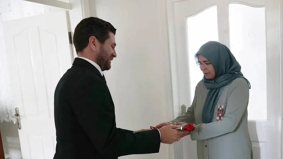 Başkan Tatık şehit annelerini yalnız bırakmadı