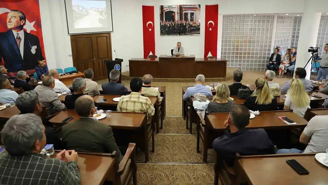 Başkan Tetik muhtarlarla istişare toplantısında buluştu