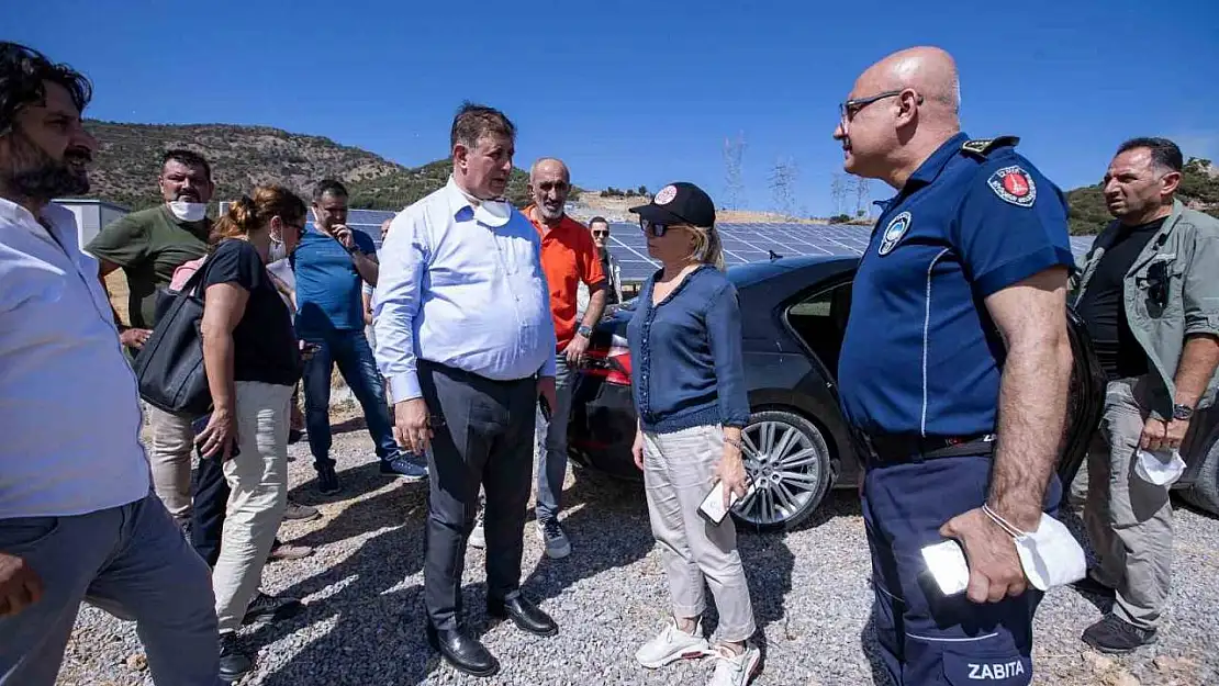 Başkan Tugay yangın bölgesinde incelemelerde bulundu