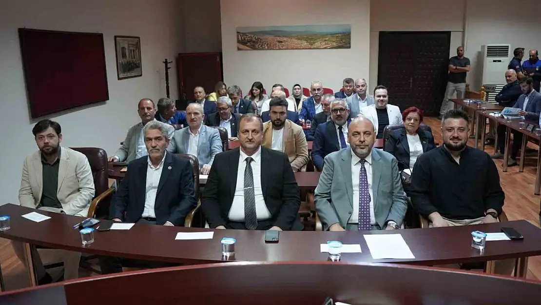 Başkan Usta: 'İznik Gölü çevresinde, vahşi sulama ve ilaçlama çalışmalarında çok dikkatli olunmalı'