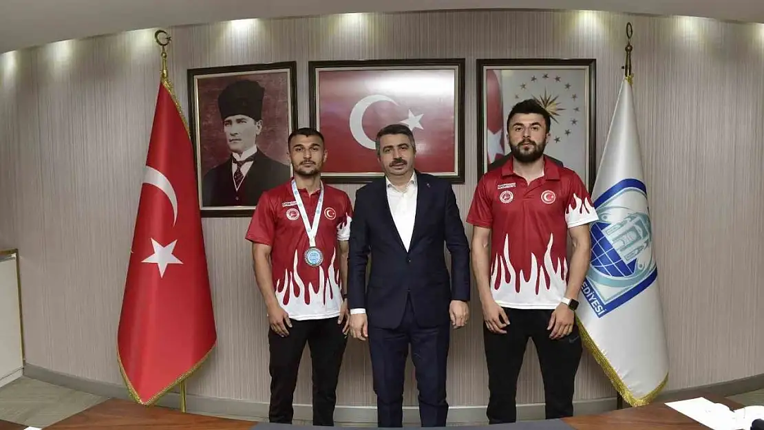 Başkan Yılmaz, şampiyonları ağırladı