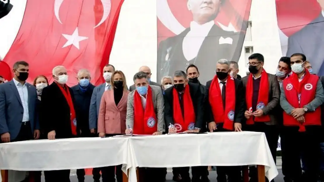 Bayraklı Belediyesinde en düşük maaş 5 bin 200 TL oldu