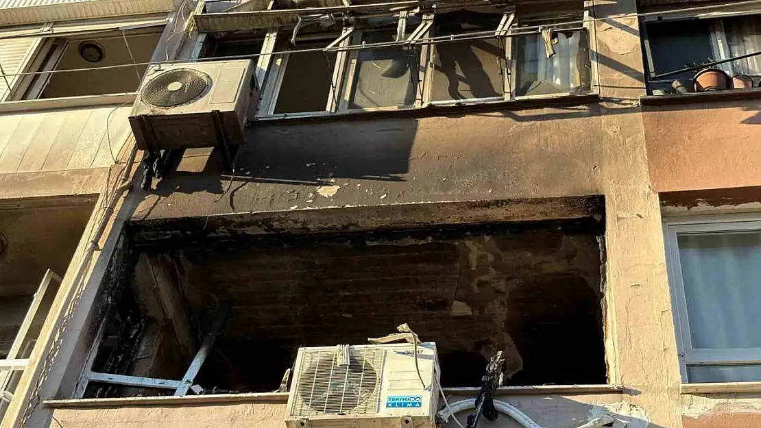 Bayraklı'da apartmanda yangın paniği