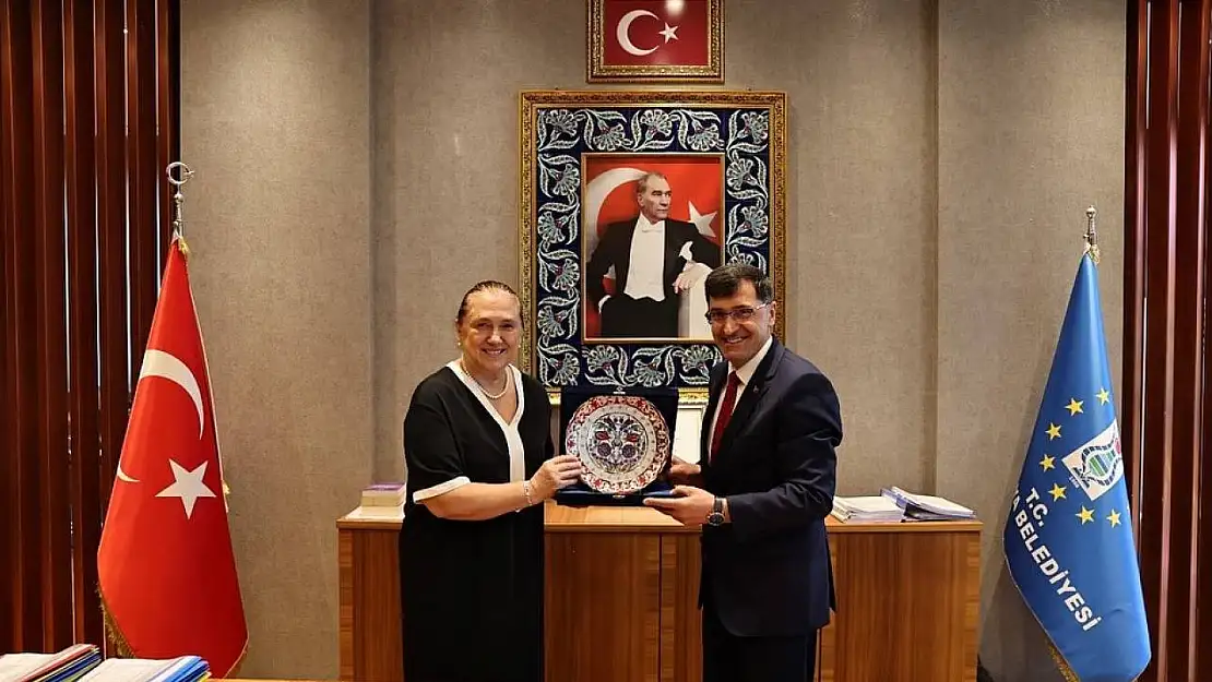 Belediye Başkanı Kahveci, Başkonsolos Novoberdaliu'yu ağırladı