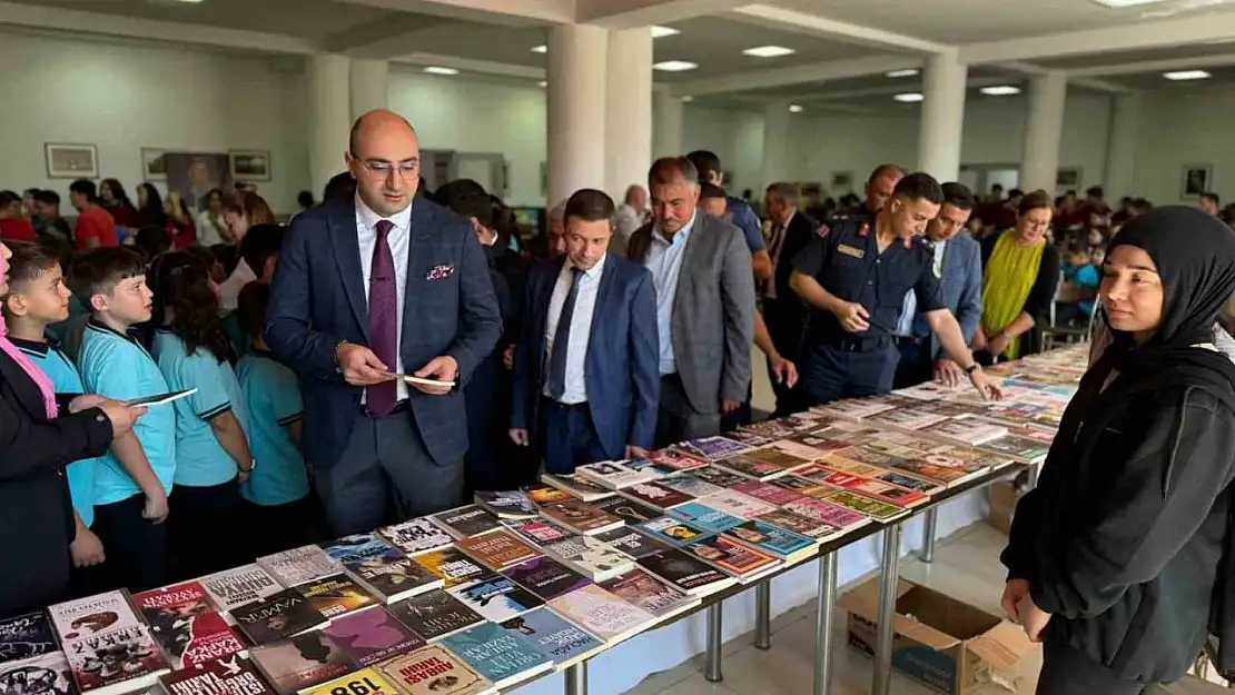 Beyağaç Belediyesi kitapları okuyucusuyla buluşturuyor