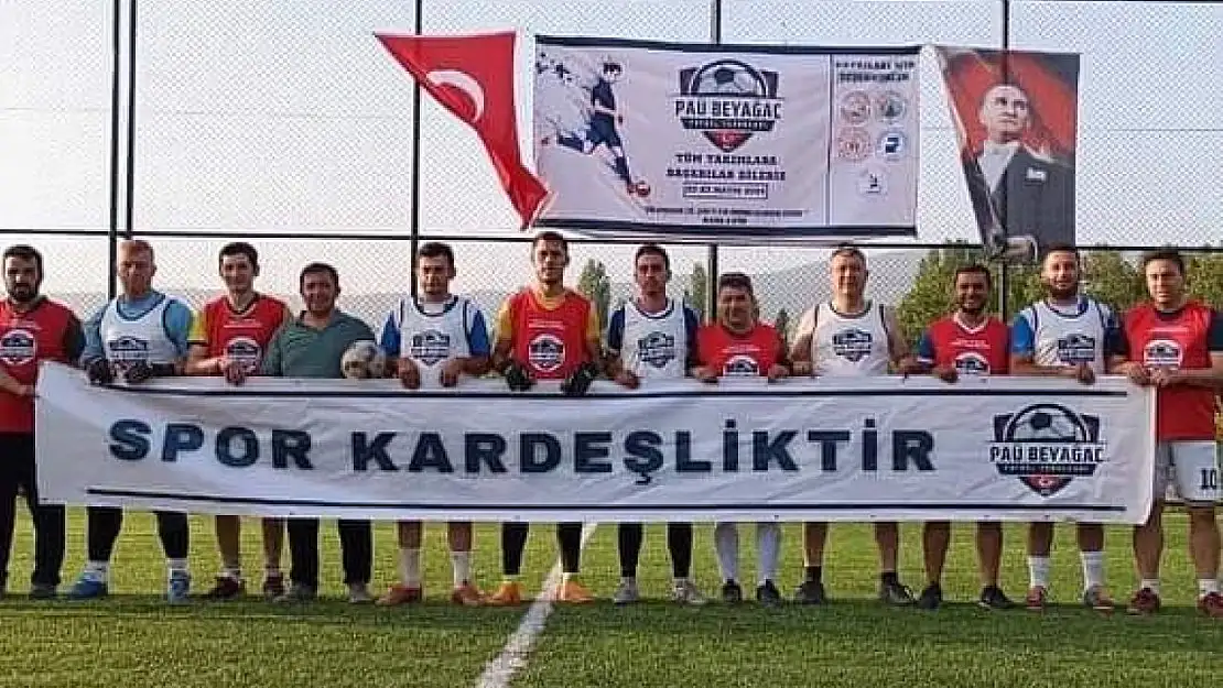 Beyağaç'ta sokağın heyecanı halı sahaya taşındı