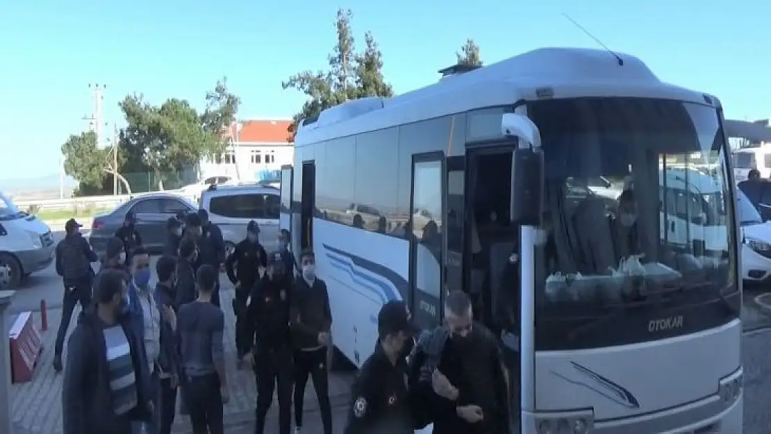 Biga'da 15 uyuşturucu şüphelisi adliyeye sevk edildi