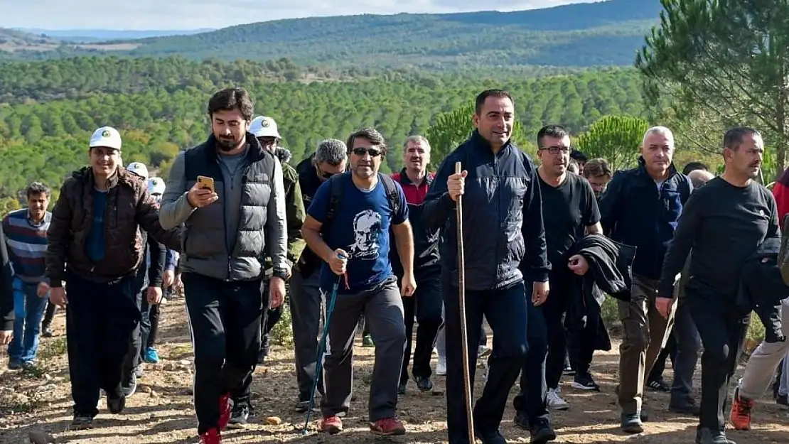 Biga'da Cumhuriyet Doğa Yürüyüşü yapıldı