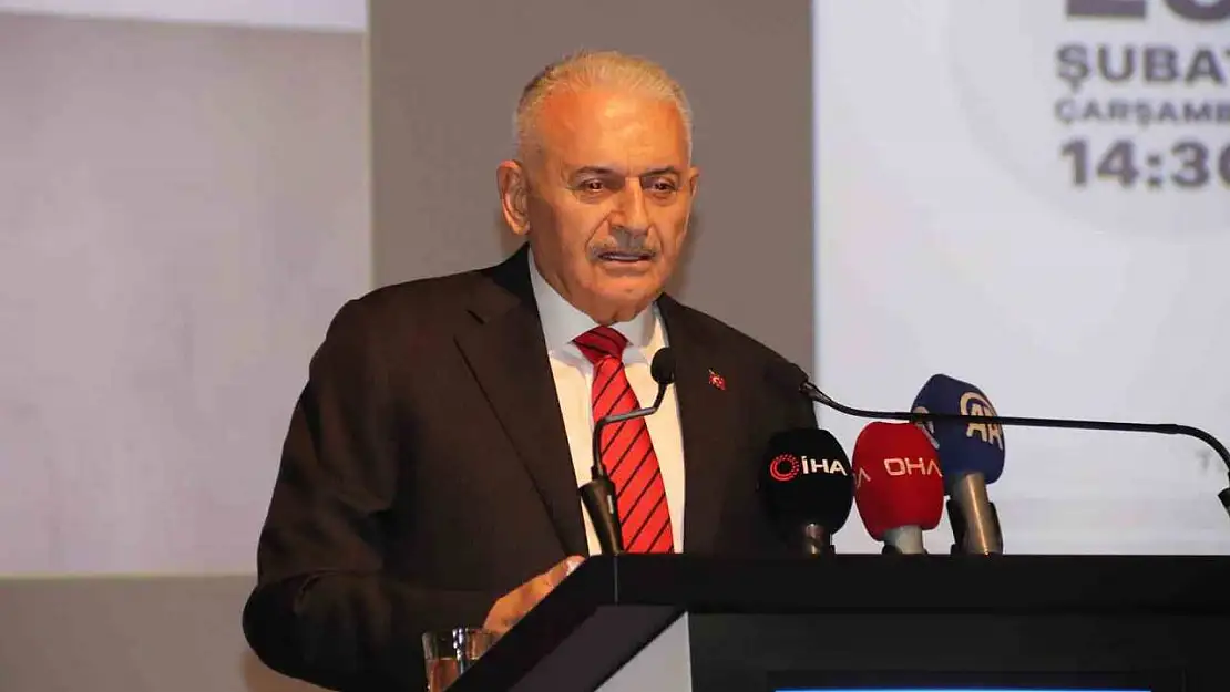 Binali Yıldırım: 'Cumhurbaşkanı Erdoğan'ın tekrar aday olmasının yolu açılmalı'