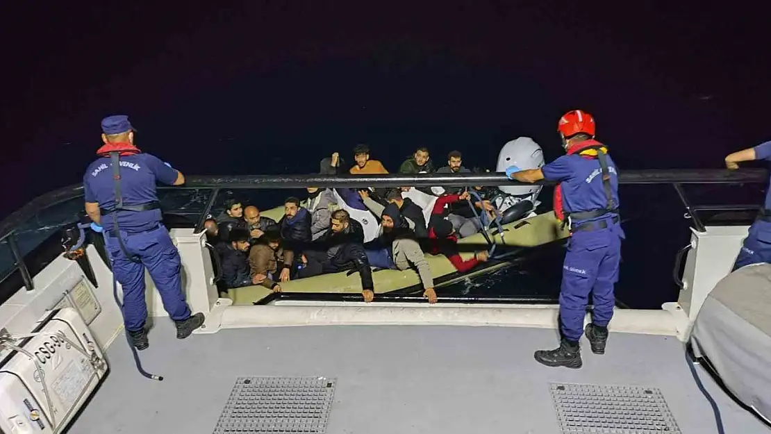 Bodrum'da 34 düzensiz göçmen yakalandı, 18'i kurtarıldı