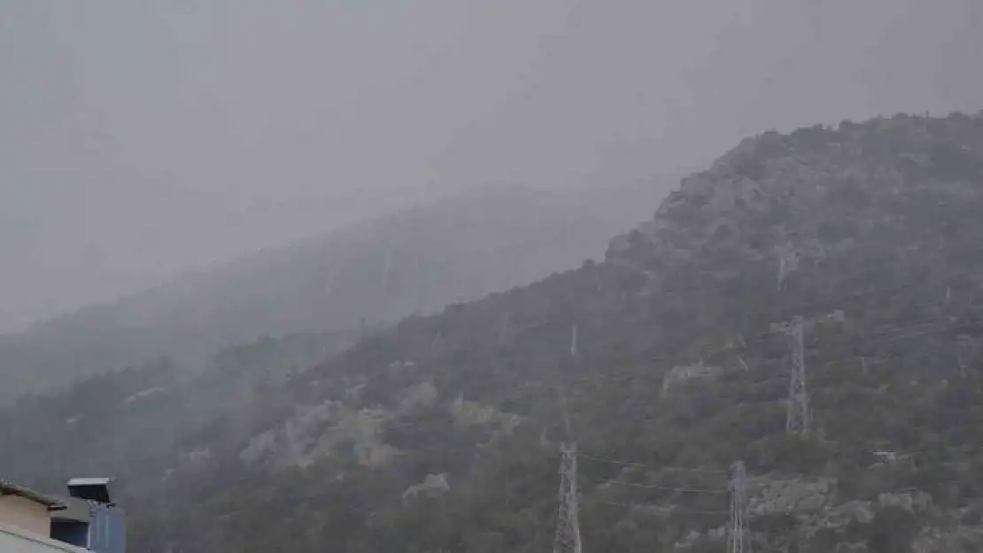 Bodrum'da kar sürprizi