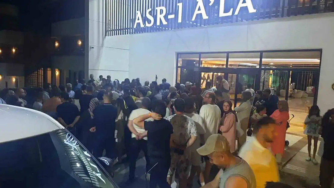 Bodrum'da turistler isyan etti: 'Turistler resepsiyonu bastı, tatil yapmak yerine eylem yaptı'