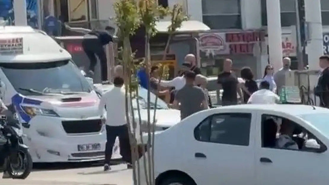 Boks ringlerini aratmayan kavga