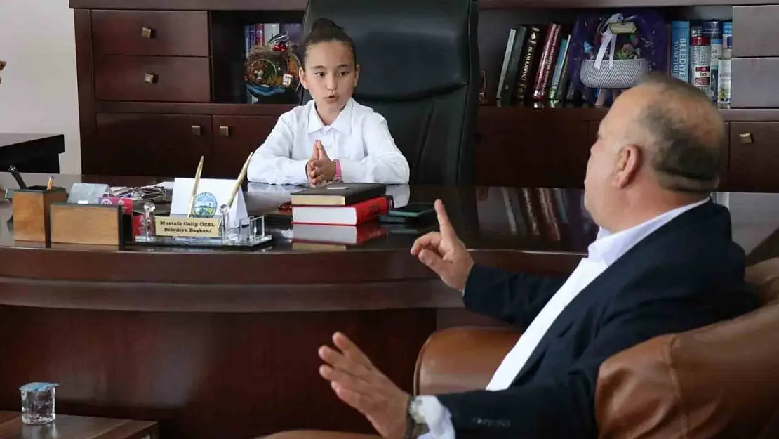 Bozdoğan'da naşkanlık koltuğu Sümeyye'ye emanet