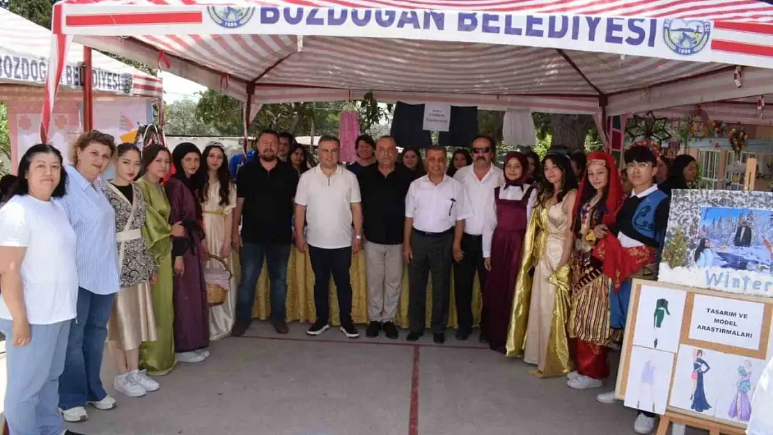 Bozdoğan İsmet Sezgin Mesleki ve Teknik Anadolu Lisesi Yıl Sonu Sergisi açıldı