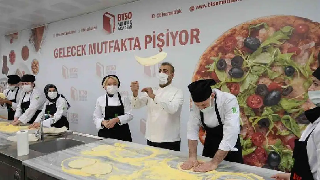 BTSO Mutfak Akademi ile hayâllerinin peşinde koşuyorlar
