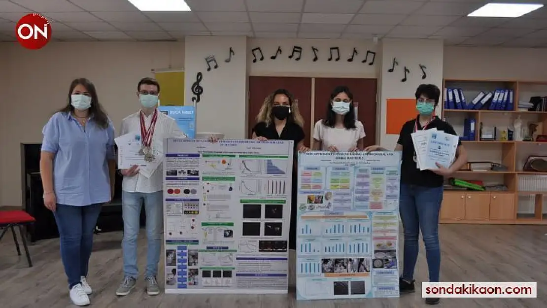Buca'nın gençleri üniversitede zirveye çıktı