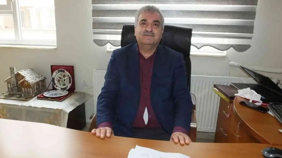 Burhaniye'de yeni Halk Eğitimi Merkezi Müdürü göreve başladı