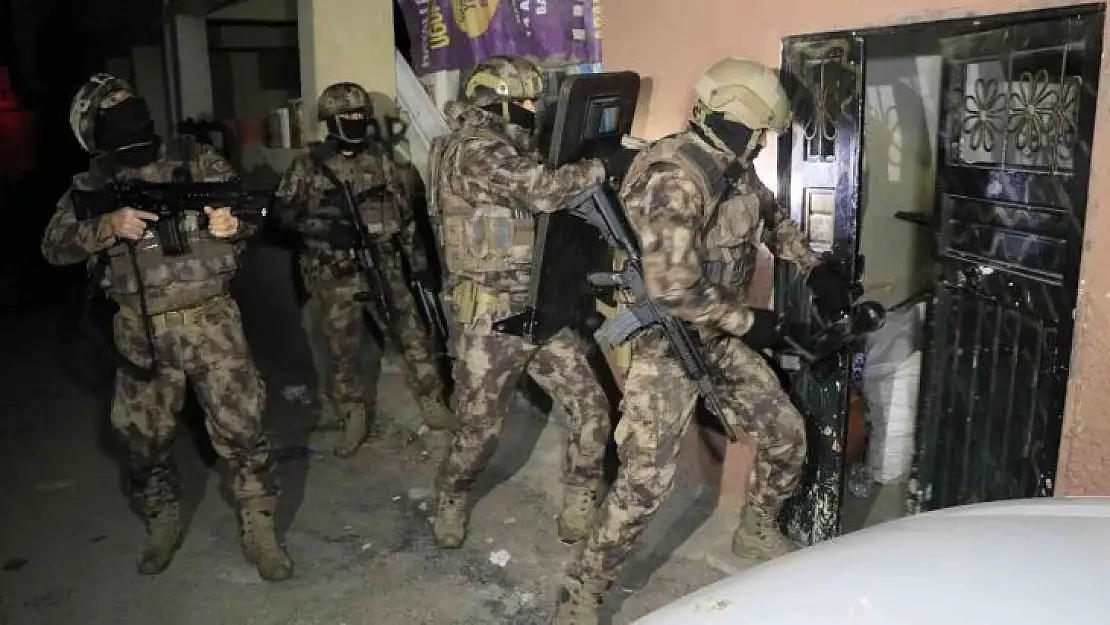 Bursa'da 'ByLock' operasyonu: 3 kişi tutuklandı