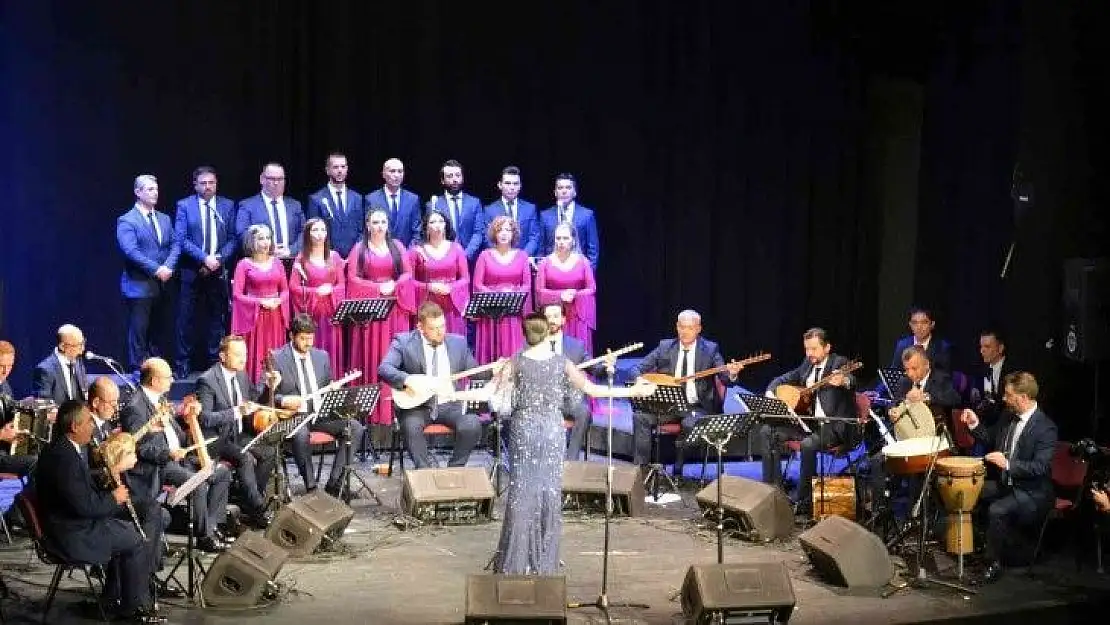 Bursa'da 'Türkülerle Merhaba' açılış konseri