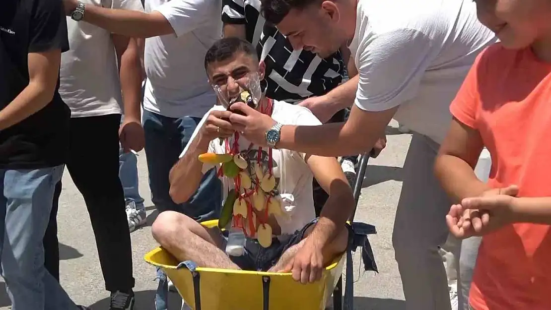 Bursa'da damada işkence gibi düğün...Başına gelmeyen kalmadı