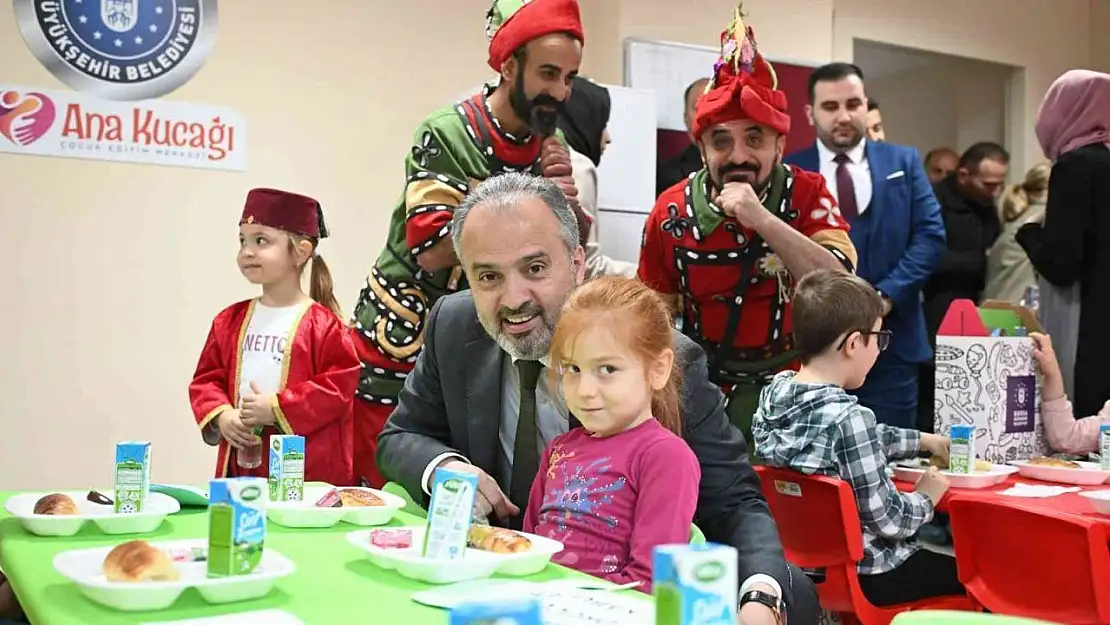 Bursa'da eğitim avantajlarla başladı