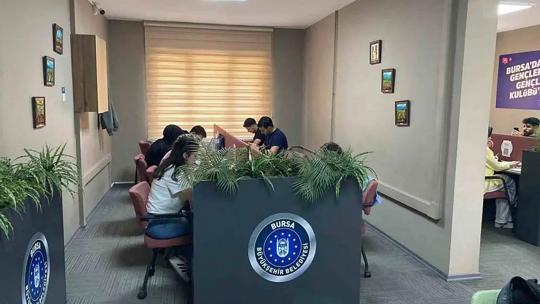 Bursa'da gençlik merkezleri, sınav haftasında 24 saat açık