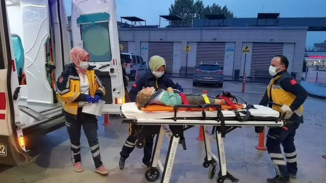 Bursa'da ikinci katın balkonunda düşen çocuk yaralandı