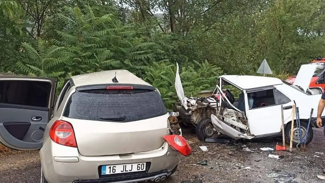 Bursa'da kayganlaşan yolda trafik kazası: 1 ölü, 3 yaralı