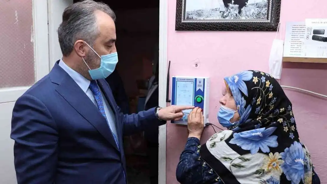 Bursa'da kimsesiz ve yaşlı hastalara 'Gönül Bağı' ile teknolojik online takip