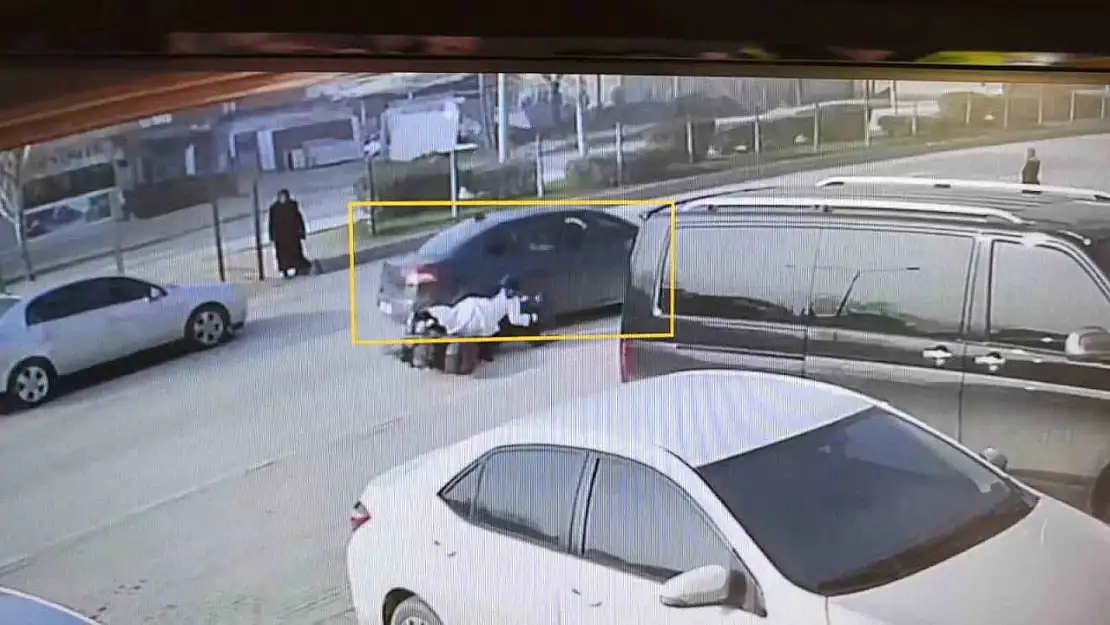 Bursa'da otomobil elektrikli bisikletle çarpıştı: 1 yaralı