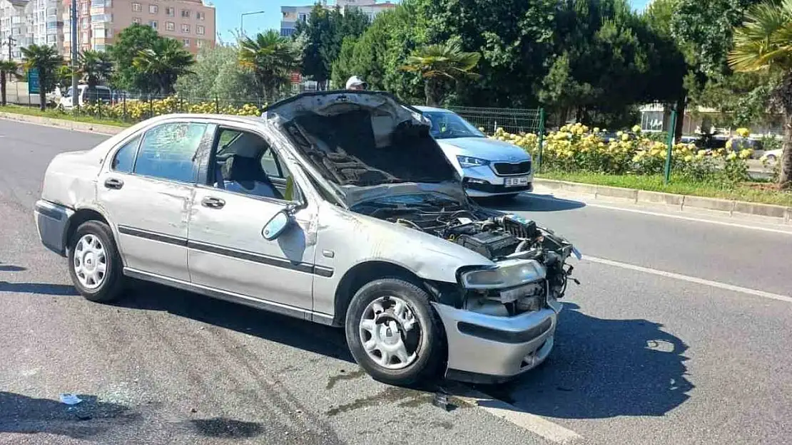 Bursa'da otomobil takla attı: 3 yaralı