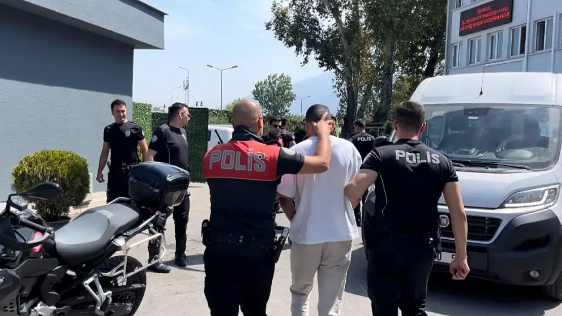 Bursa'da şehir mangası 10 kişi adliyeye sevk edildi