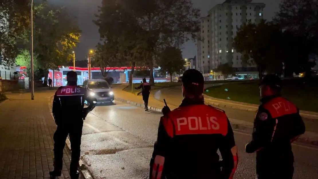 Bursa'da Yunus timleri ruhsatsız silaha geçit vermiyor...50 silah yakalandı