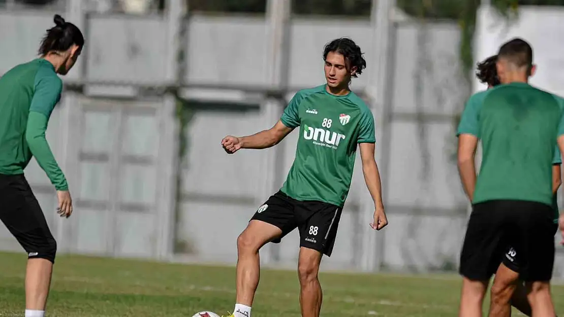 Bursaspor'a Yiğit Fidan'dan iyi haber geldi