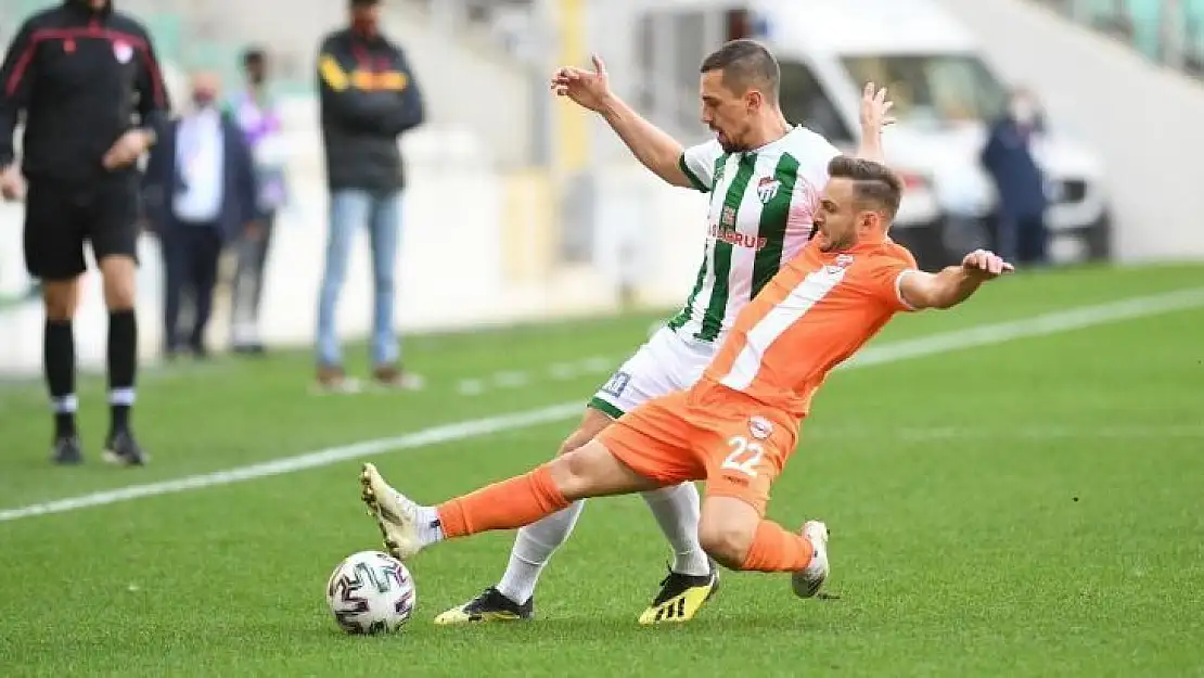 Bursaspor, Adanaspor'a konuk olacak